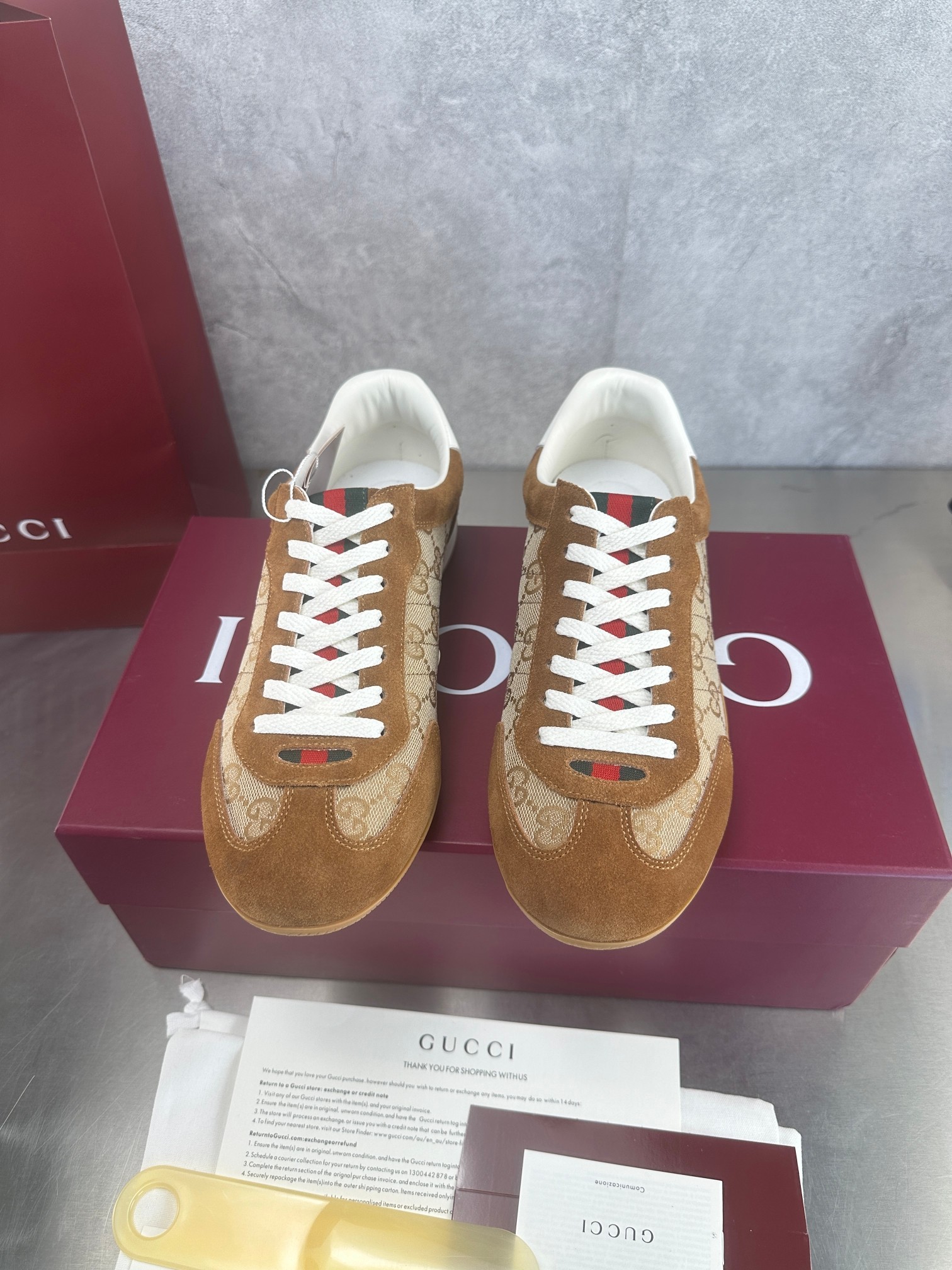 Gucci Sneakers-181