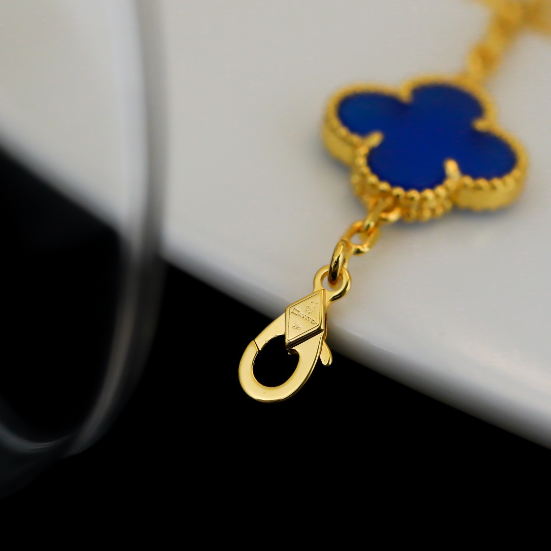 Van Cleef & Arpels Bracelet-41