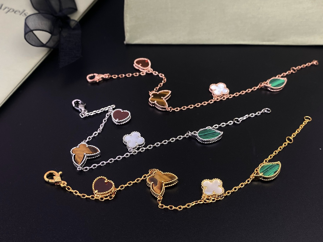 Van Cleef & Arpels Bracelet-55