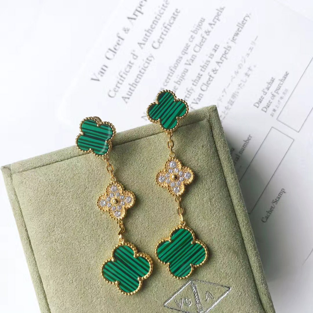 Van Cleef & Arpels earring-78