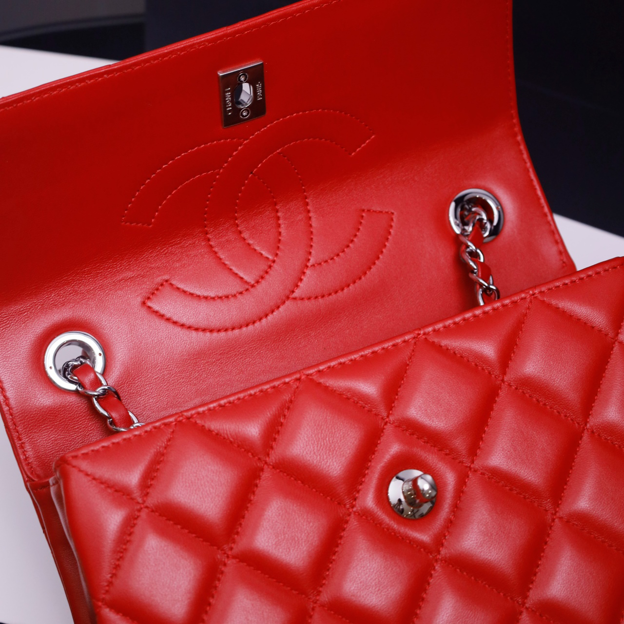 Chanel Hot New Product-85