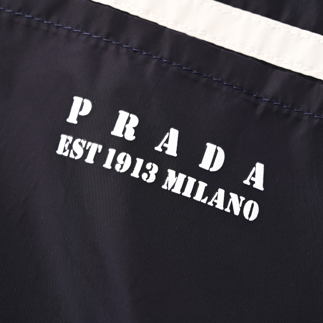 Prada Clothing-372