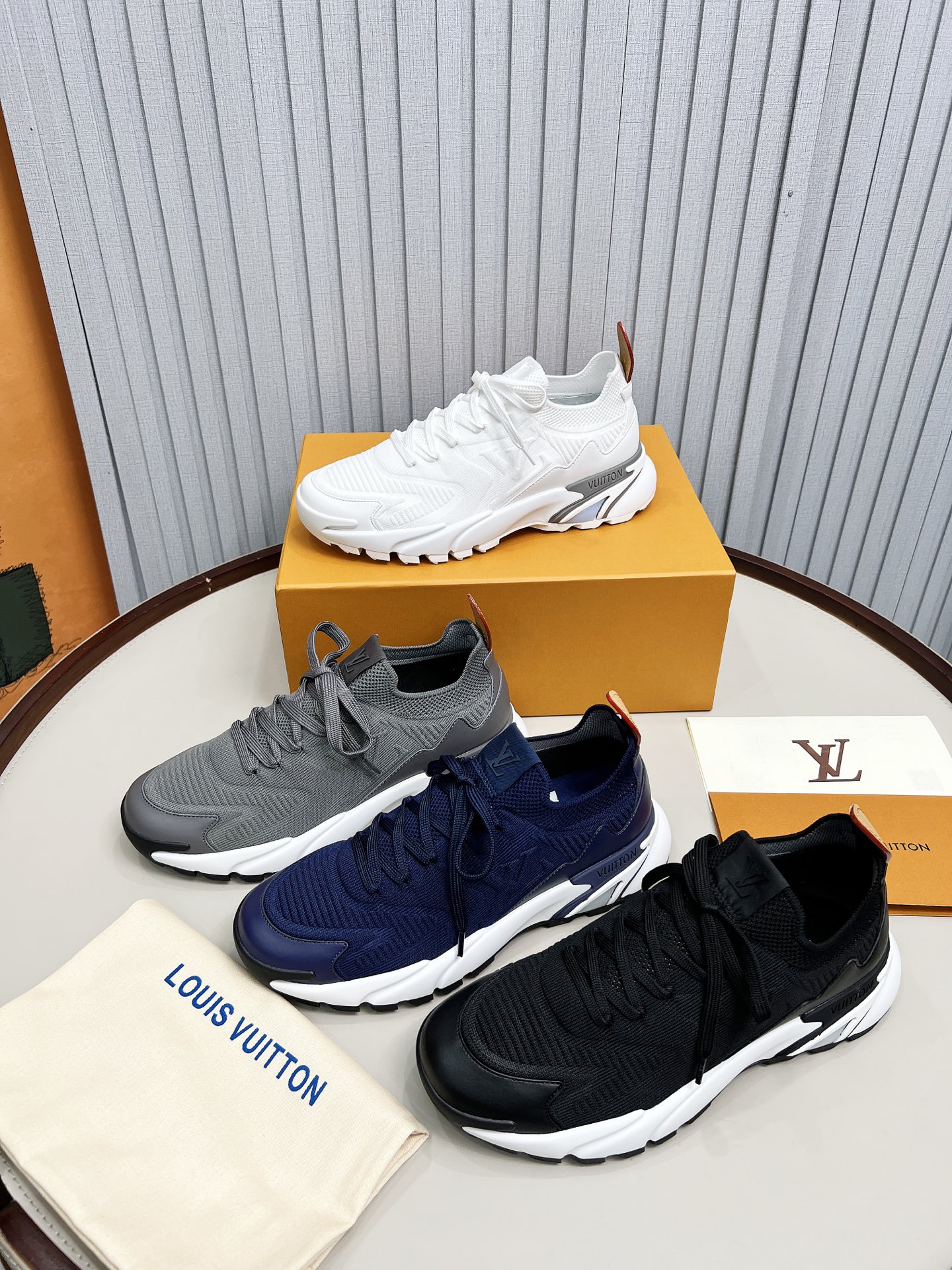Lv Sneakers-1