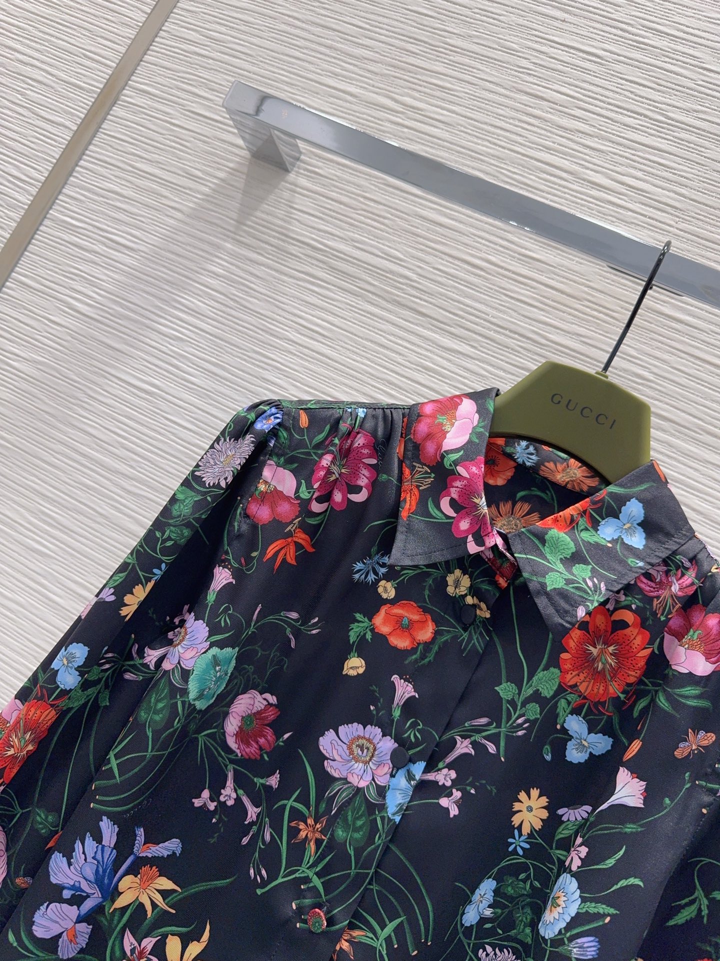 Gucci clothing-217