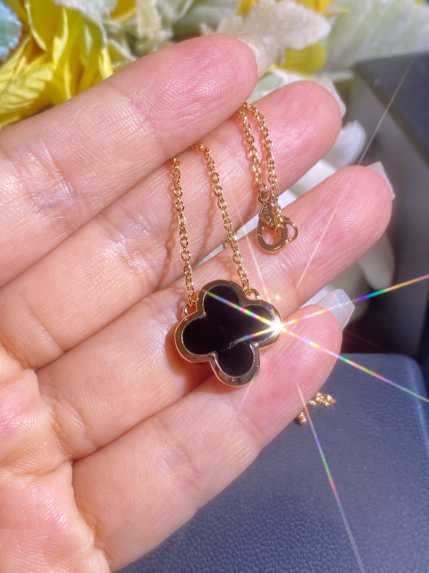 Van Cleef & Arpels necklace-46