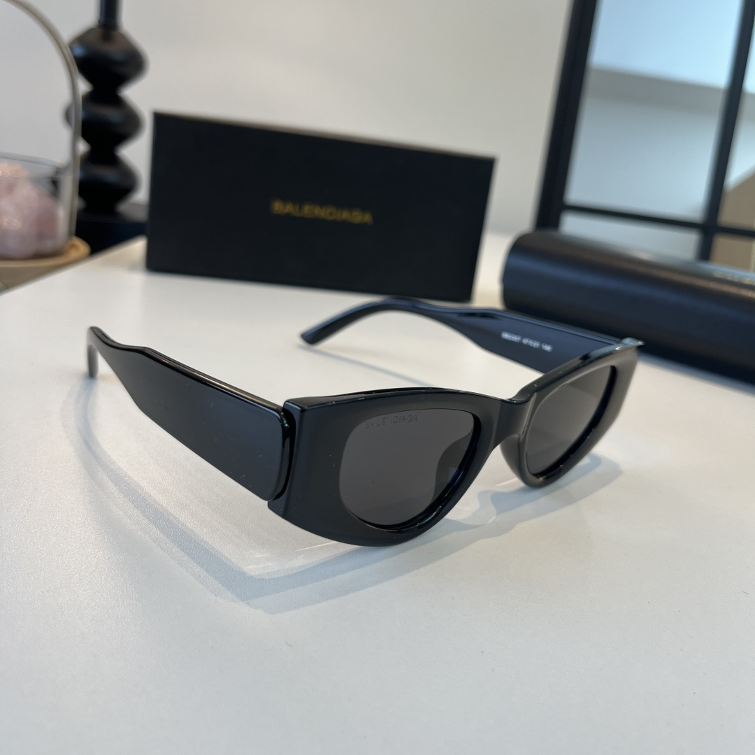 Balenciaga glasses-52