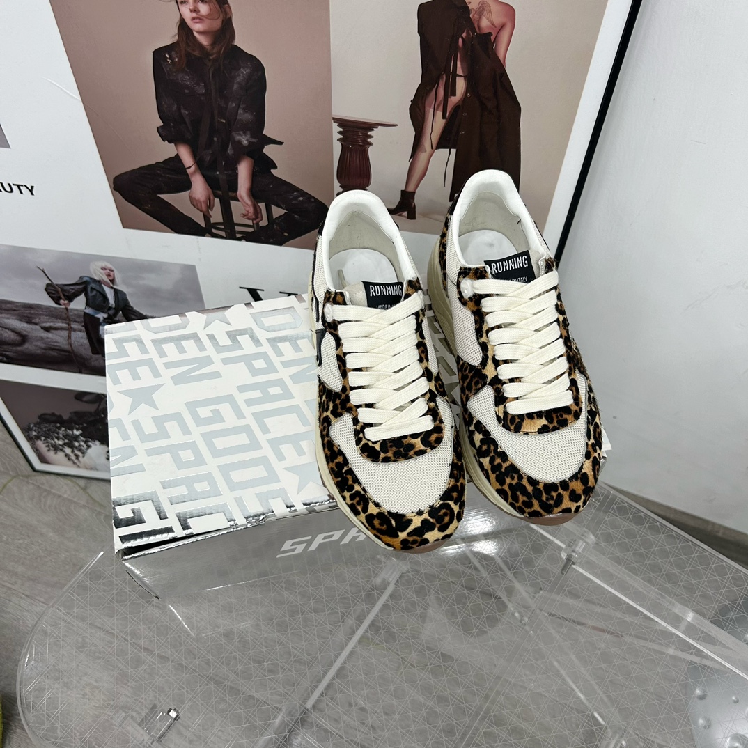 Golden Goose Sneakers-86