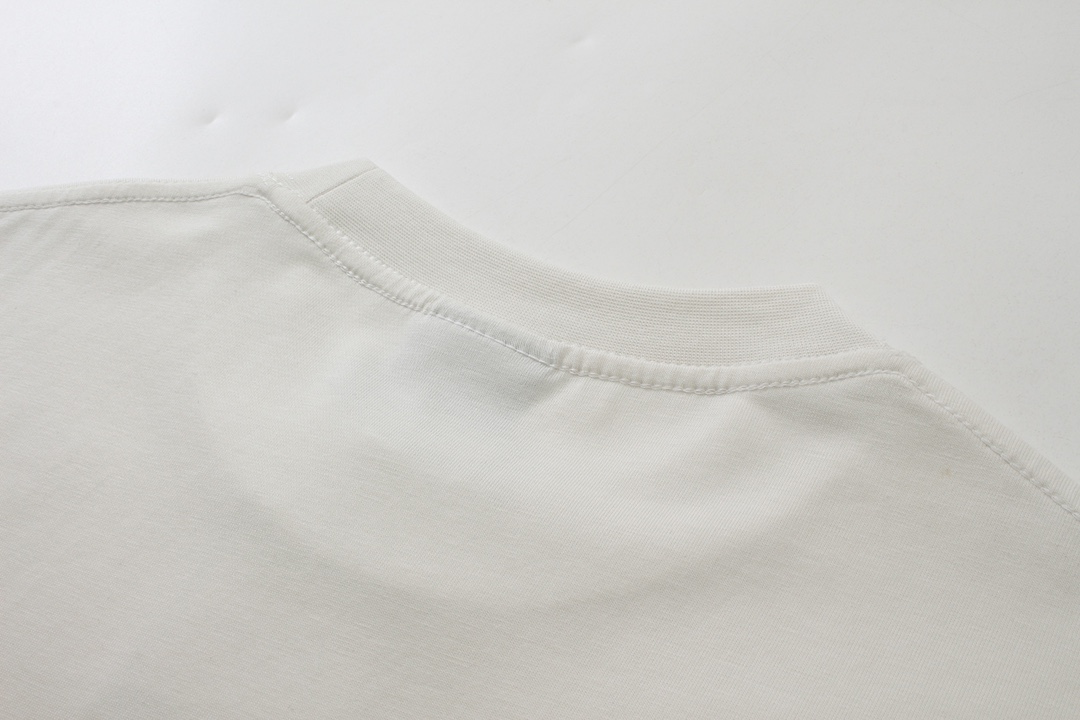 Balenciaga clothing-180