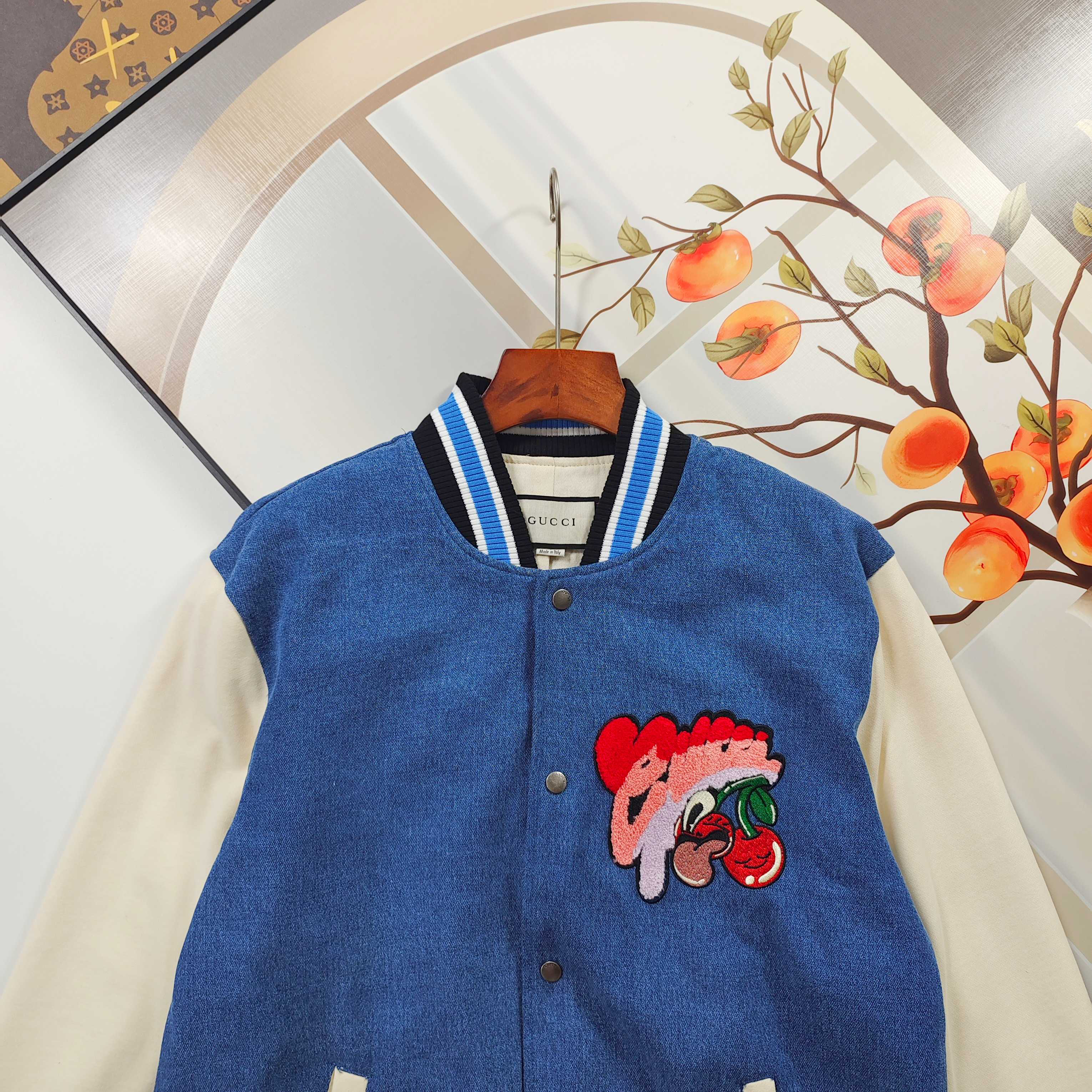 Gucci Clothing-310