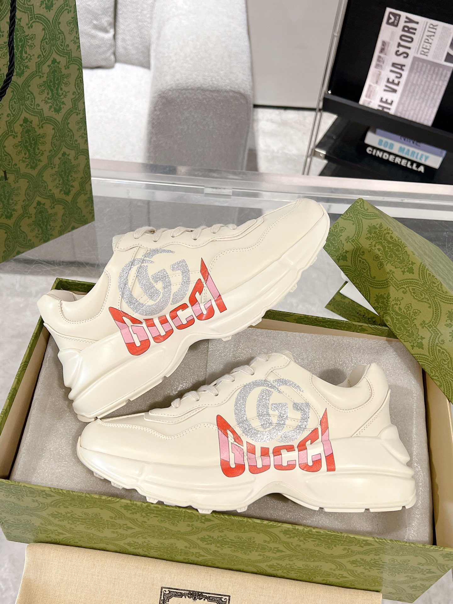 Gucci Sneakers-19