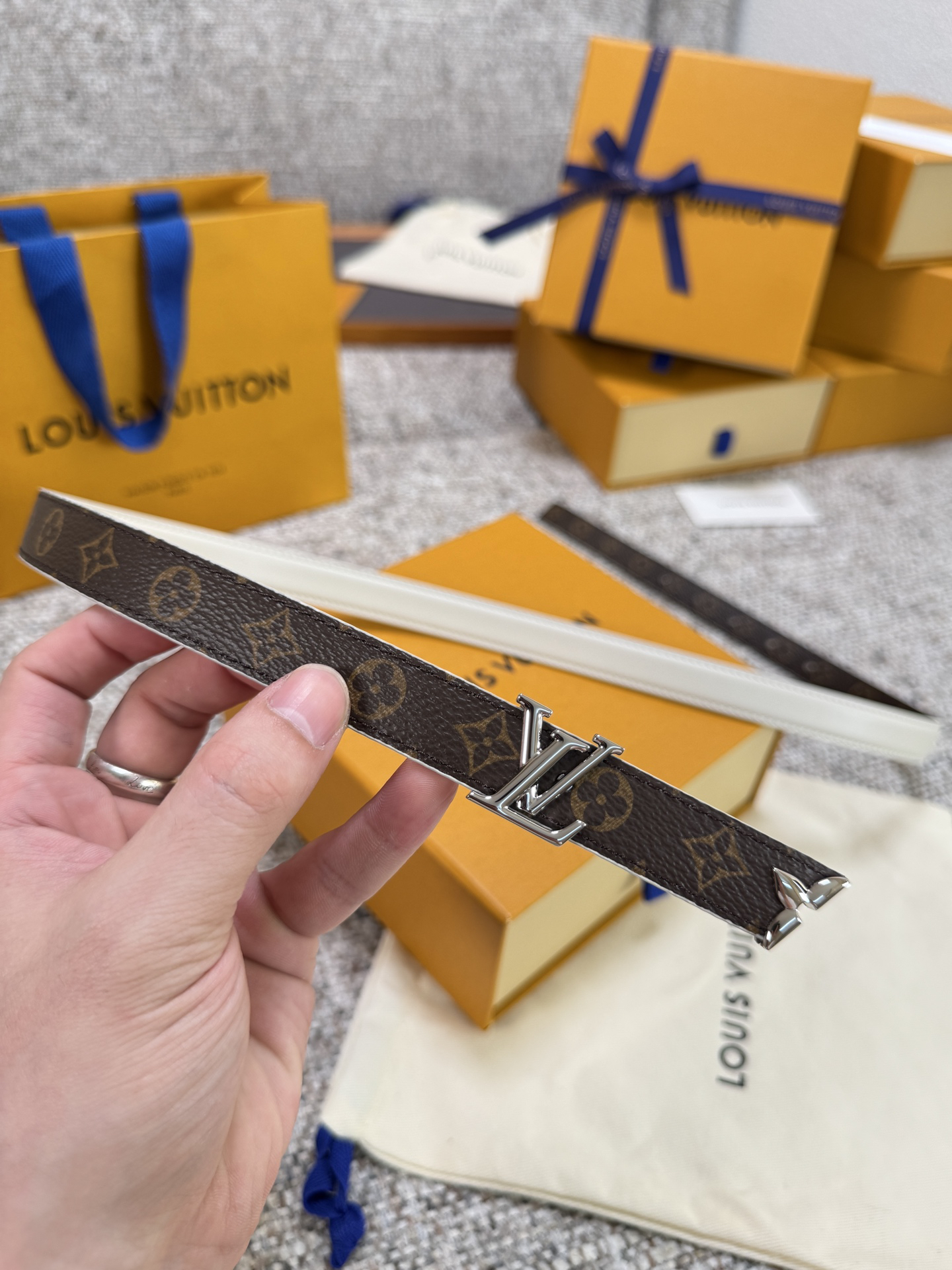 Lv belt-73