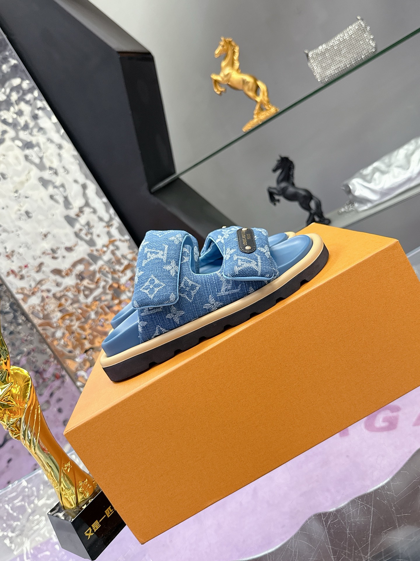 LV Summer footwear