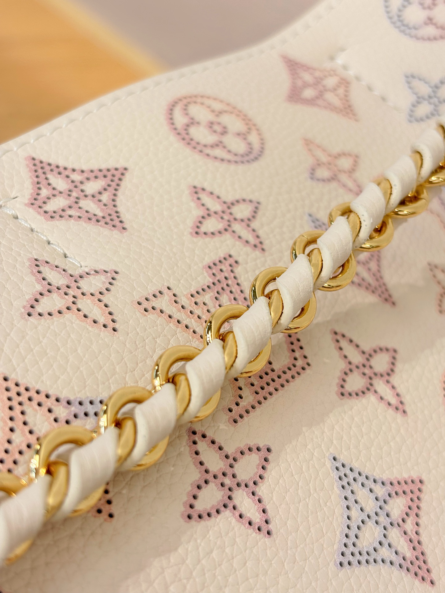 Louis Vuitton Hot New Product-180