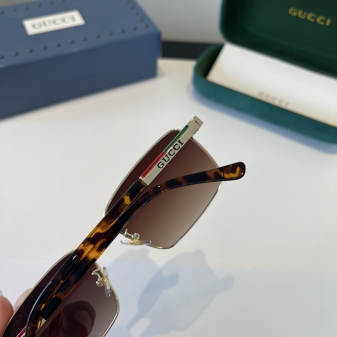 Gucci glasses-42