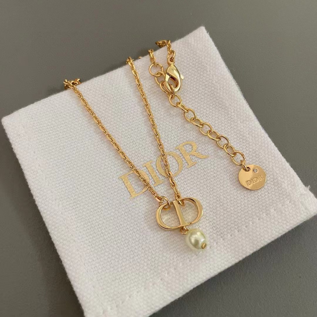 Dior necklace-6