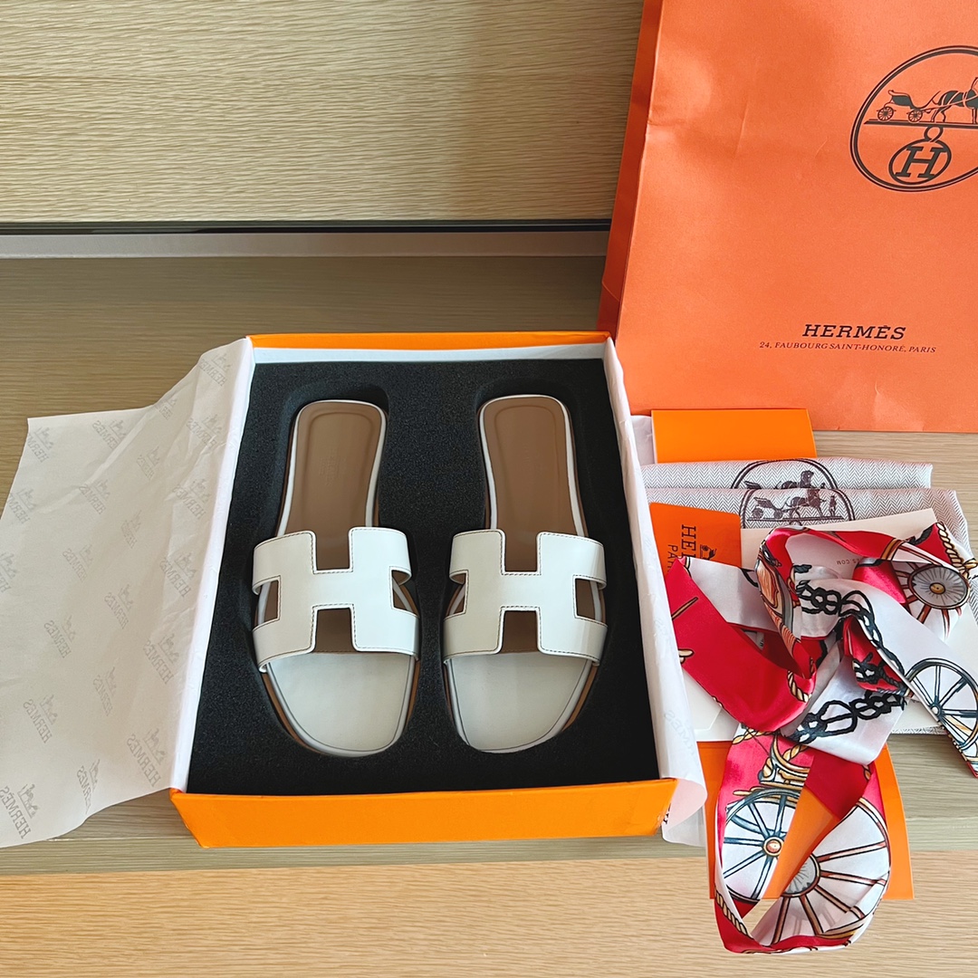 Hermes Summer footwear