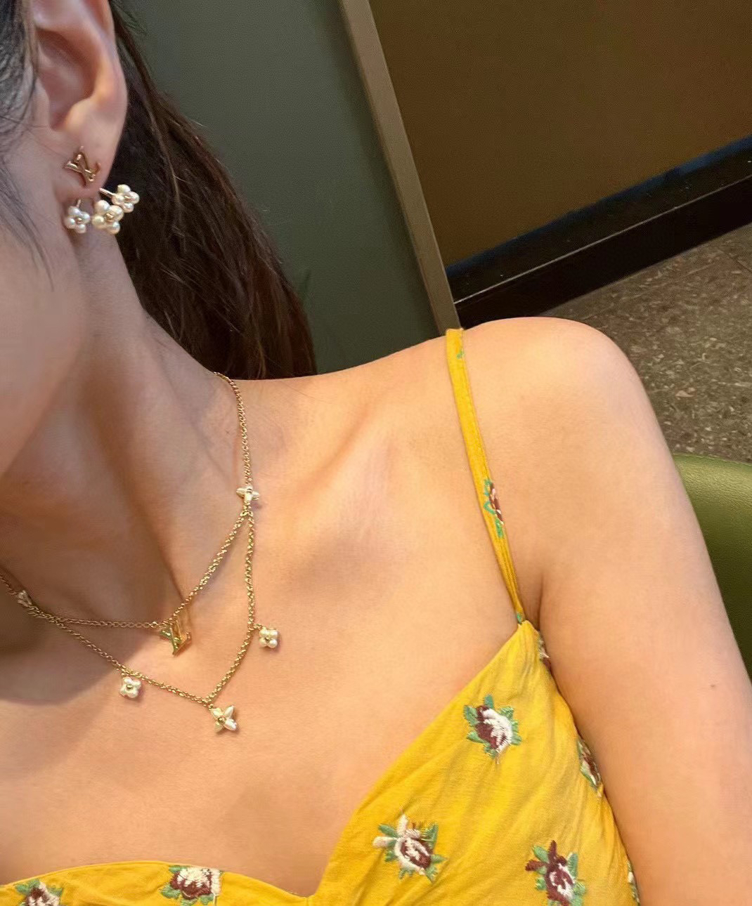 LV earrings-36