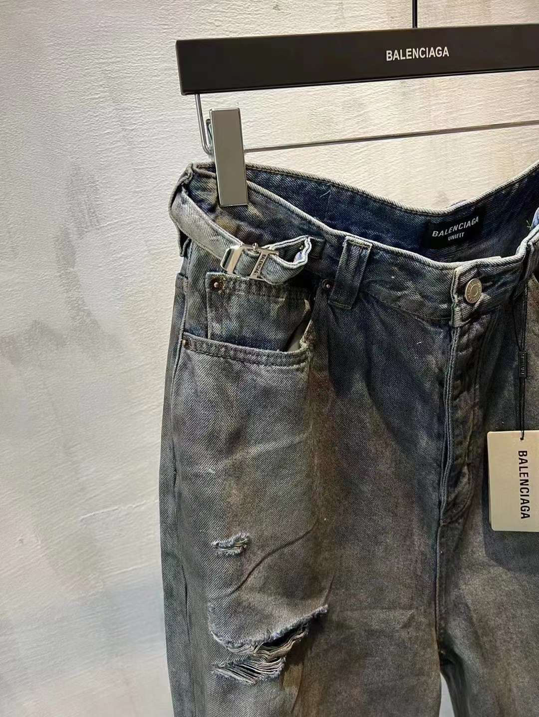 Balenciaga clothing-112