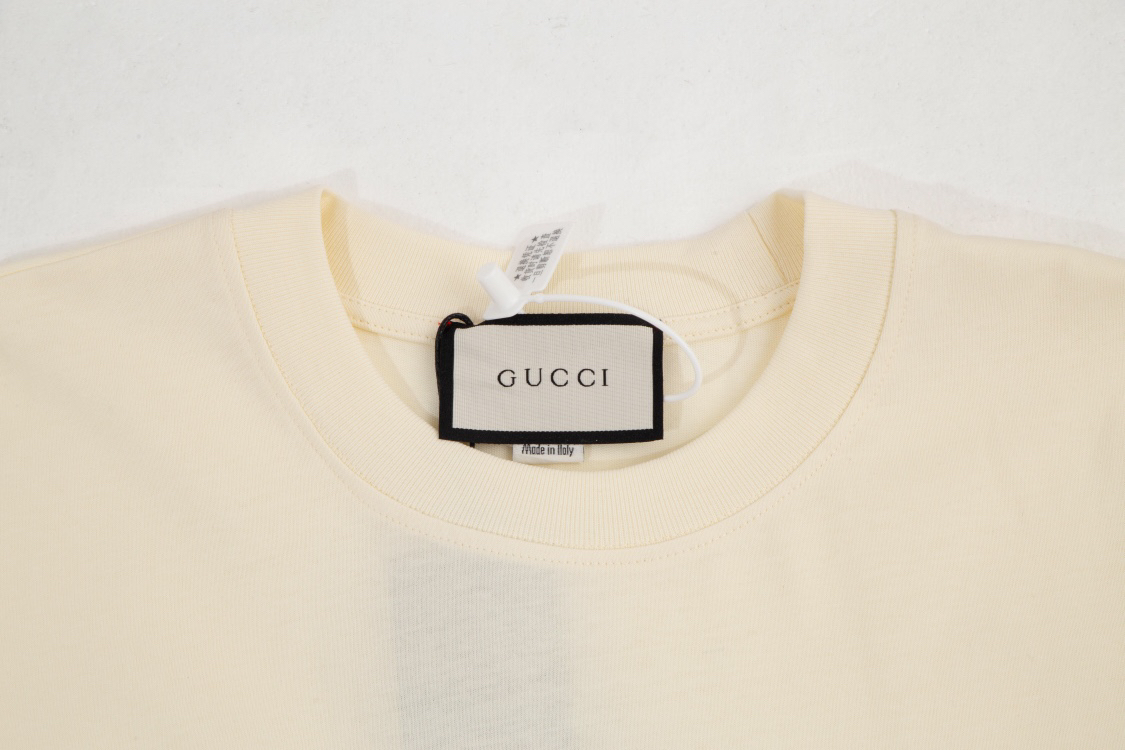 Gucci clothing-58
