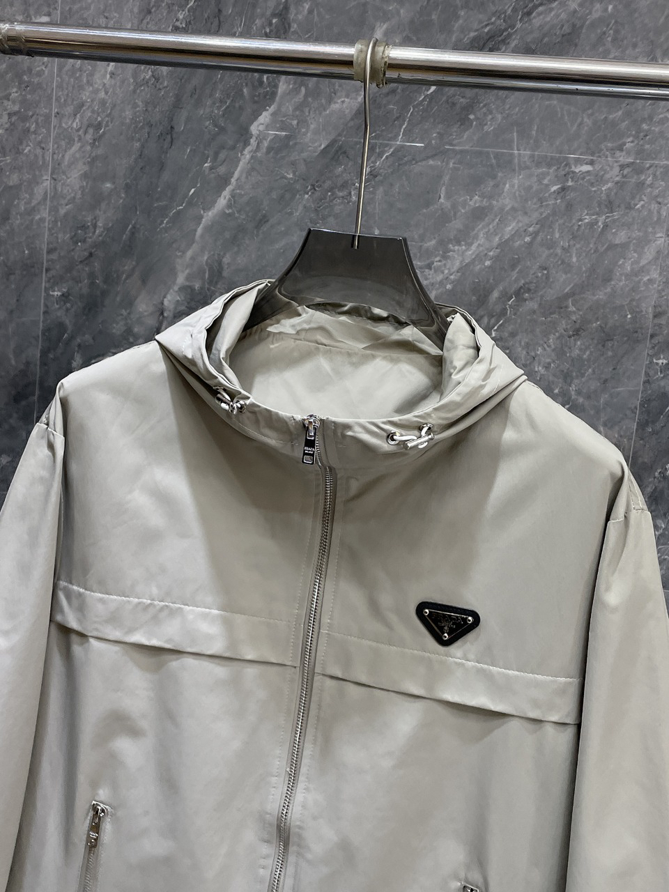 Prada Clothing-106
