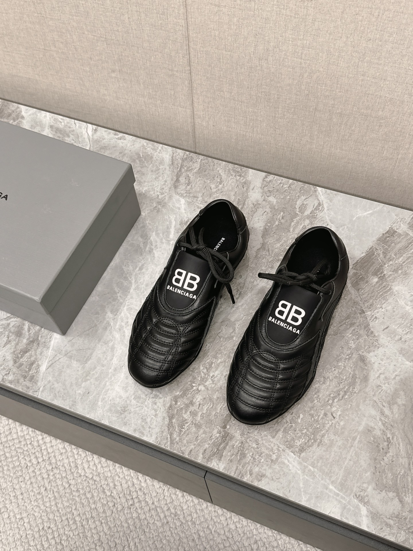 Balenciaga  Sneakers