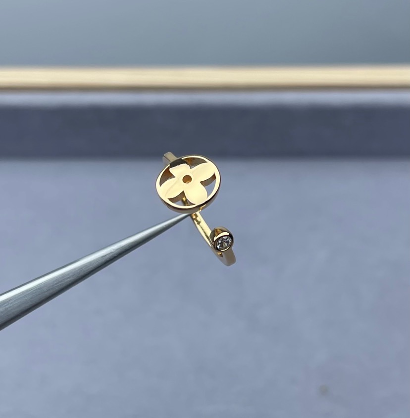 LV ring-45