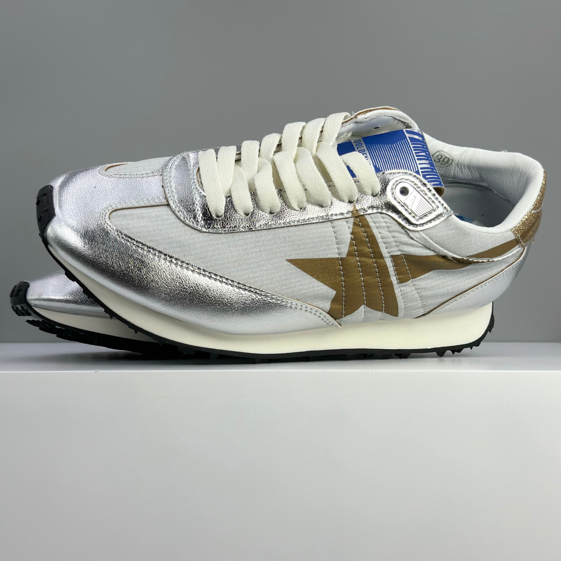 Golden Goose Sneakers-103