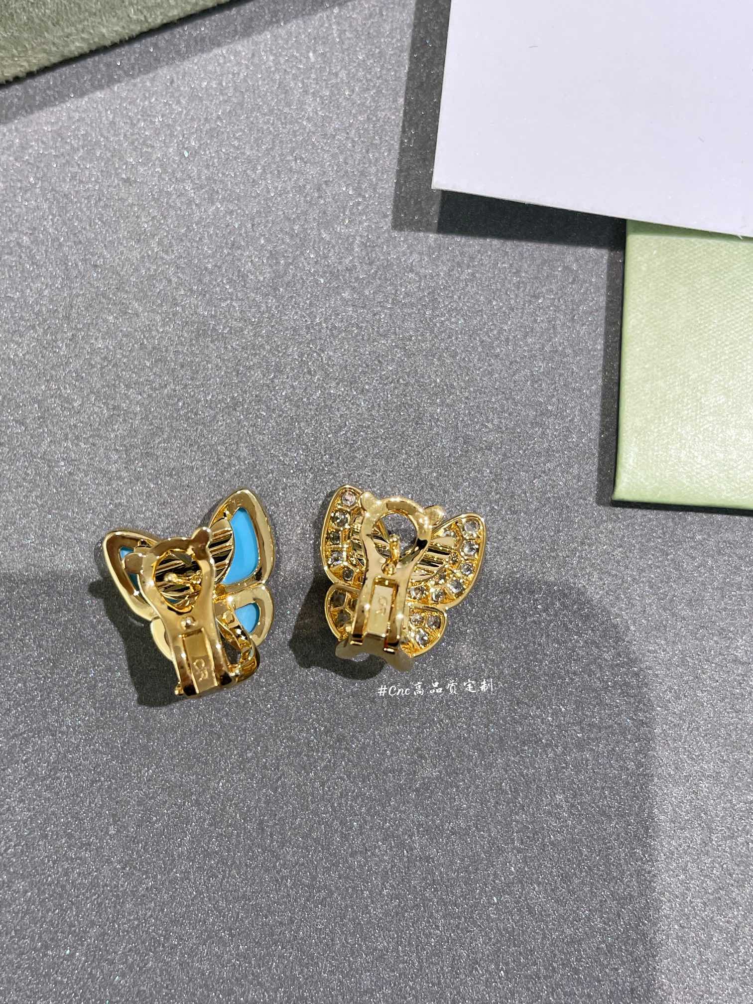 Van Cleef & Arpels earring-24