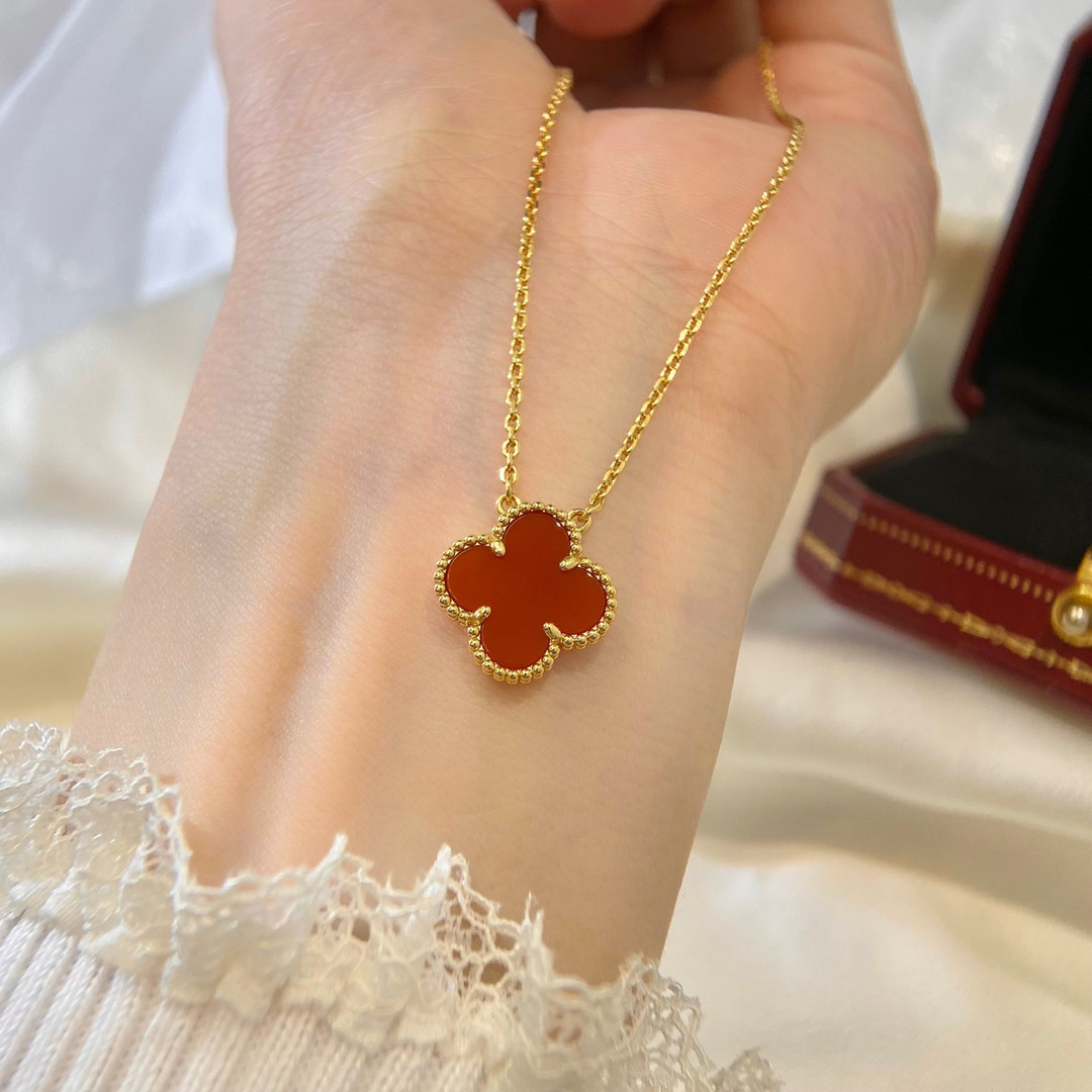 Van Cleef & Arpels necklace-36