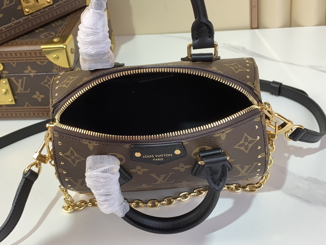 Louis Vuitton Hot New Product-57