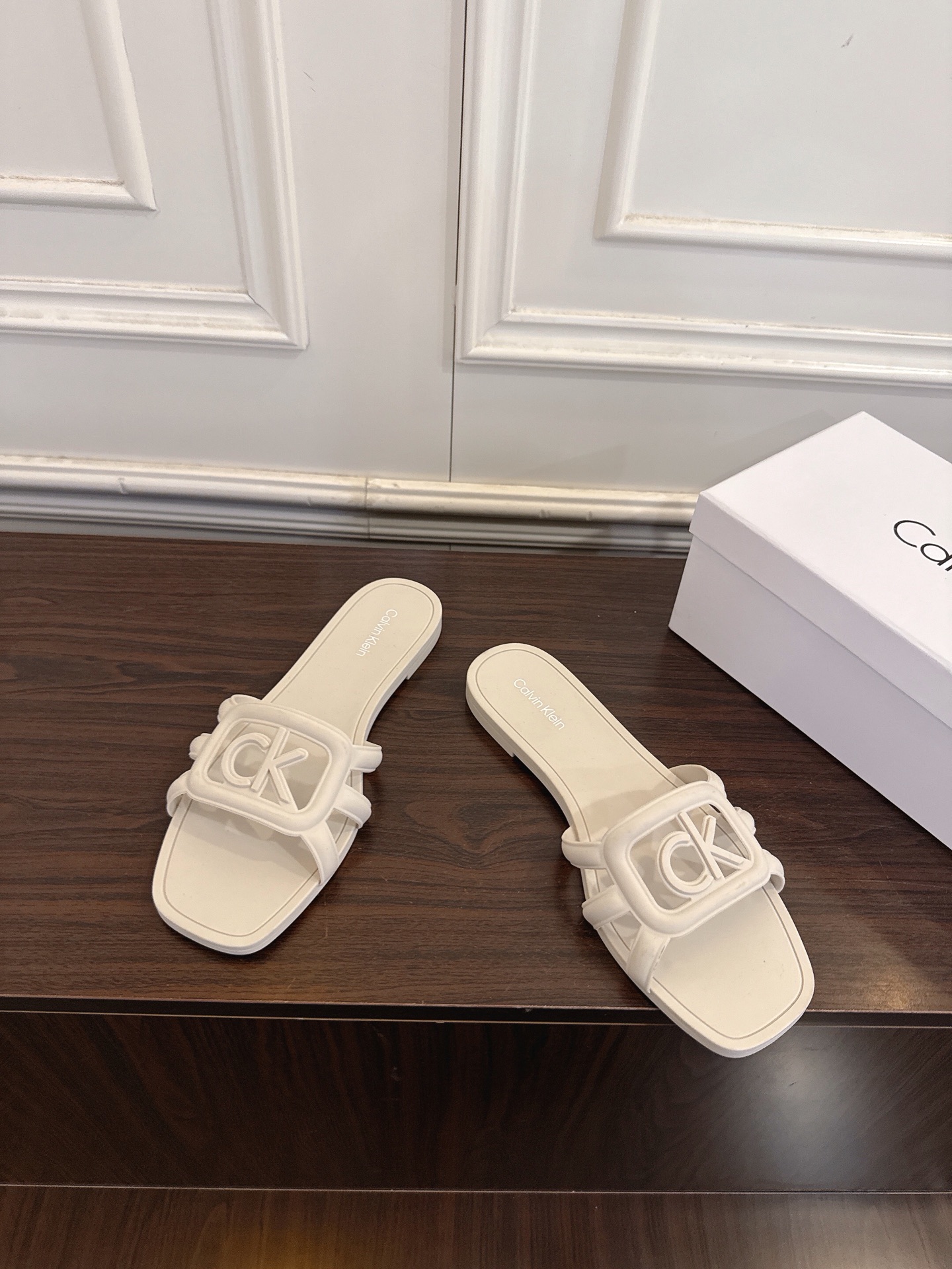 Calvin Klein Slippers