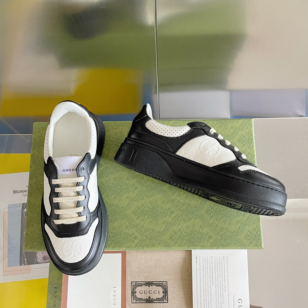 Gucci Sneakers-161