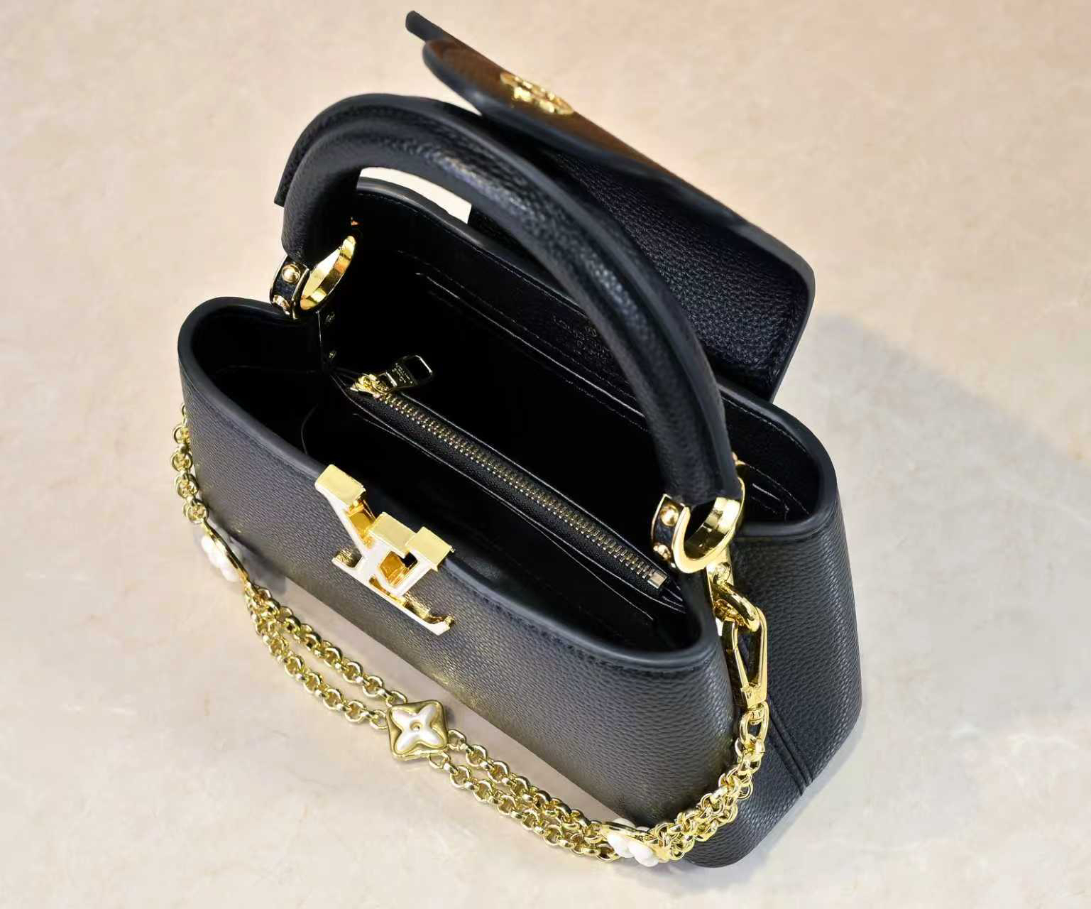 Louis Vuitton Hot New Product-142