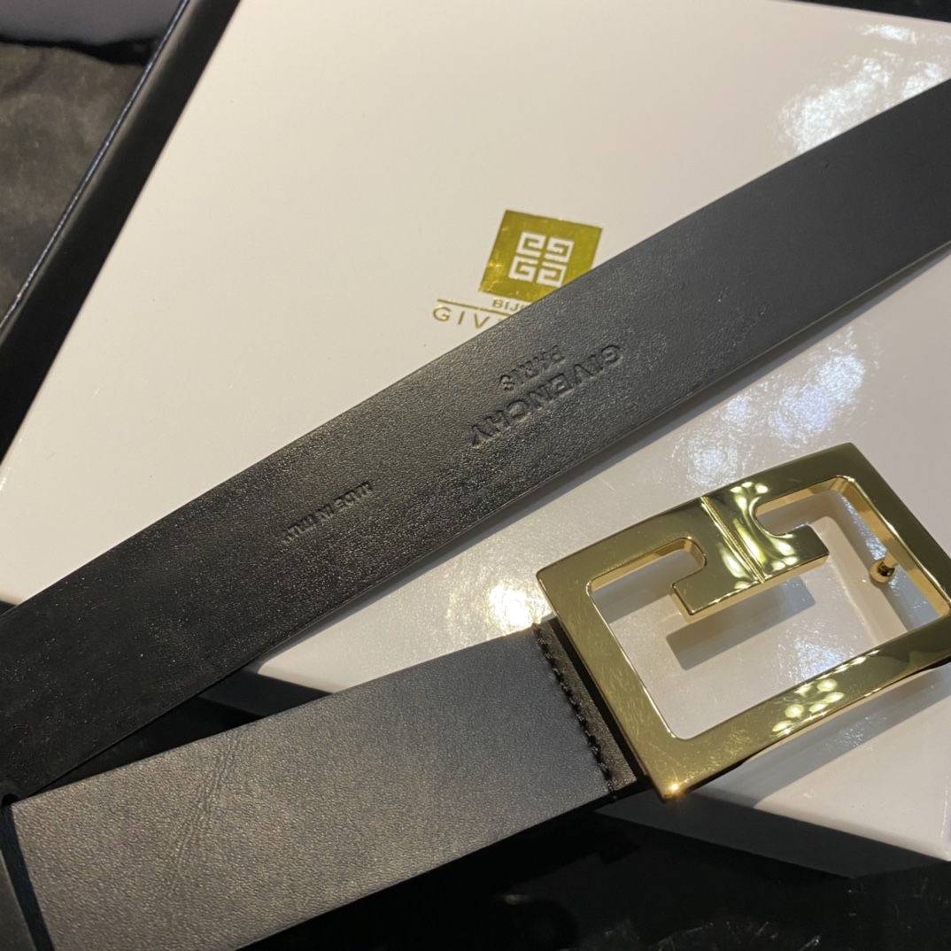 Givenchy belt-106