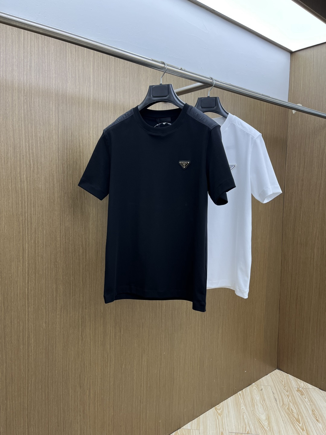 Prada clothing-13