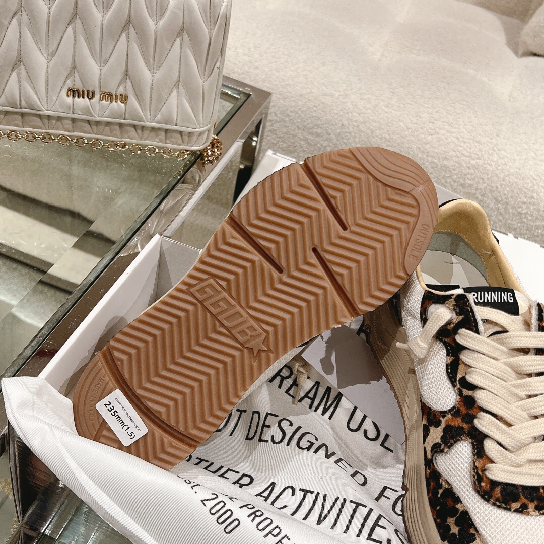 Golden Goose Sneakers-50