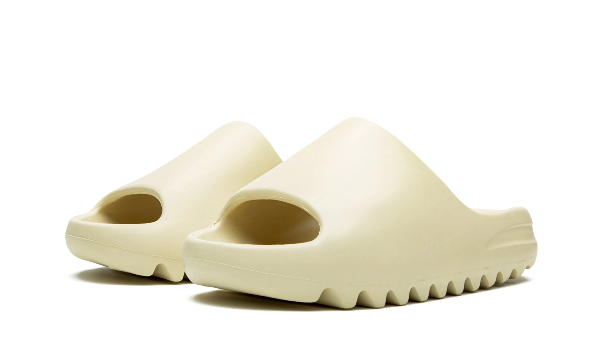 YEEZY SLIDE 