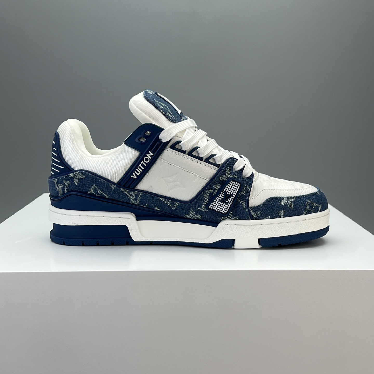 Lv Sneakers-121