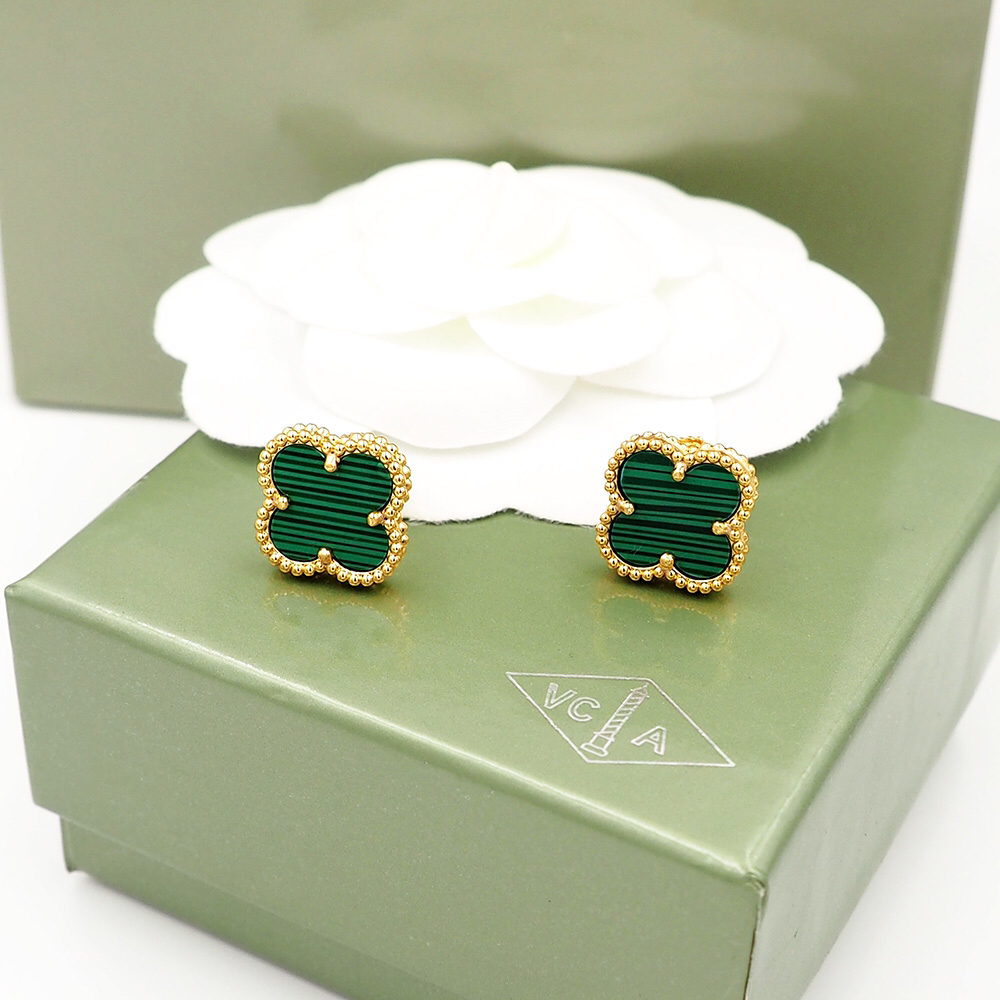 Van Cleef & Arpels earring-57