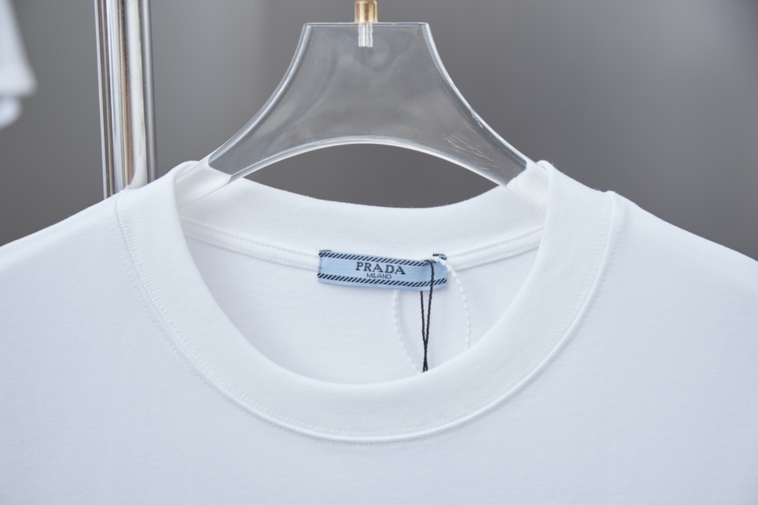Prada clothing-227