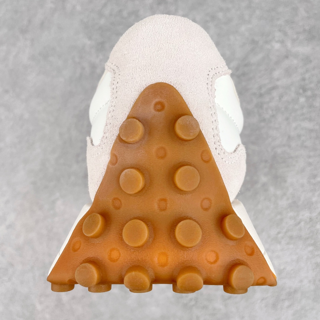 New Balance Sneakers-198