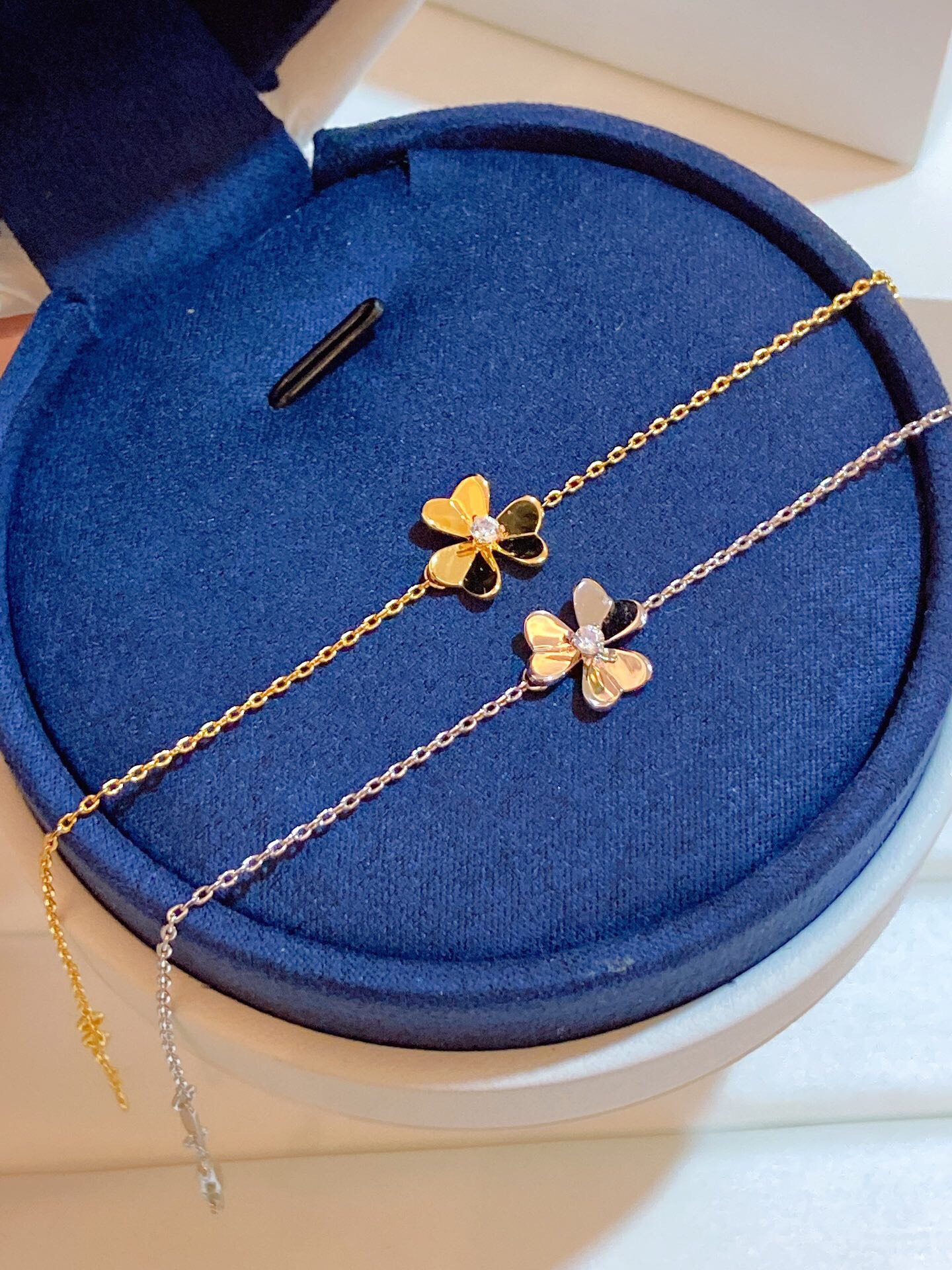 Van Cleef & Arpels Bracelet-13