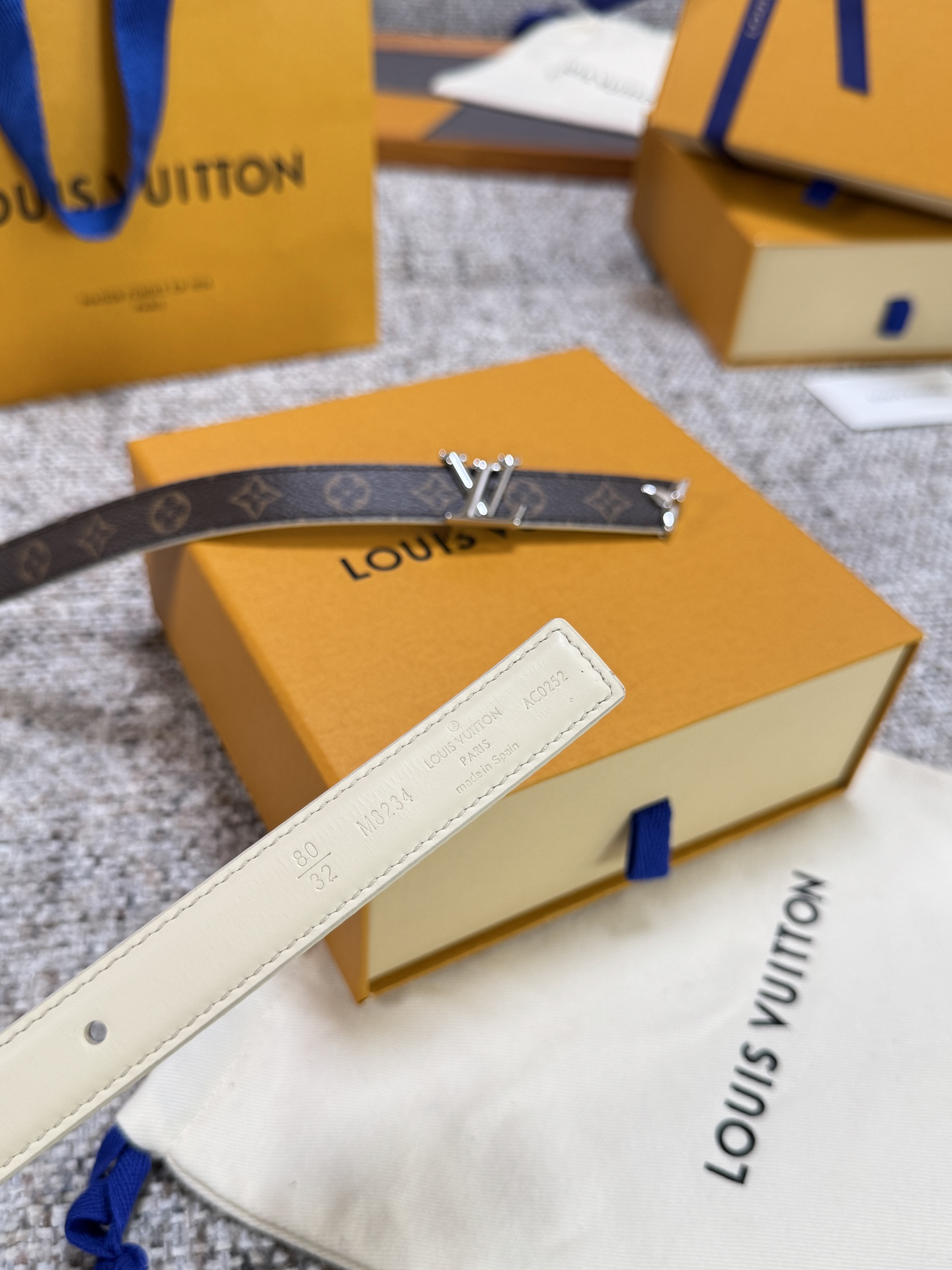 Lv belt-76