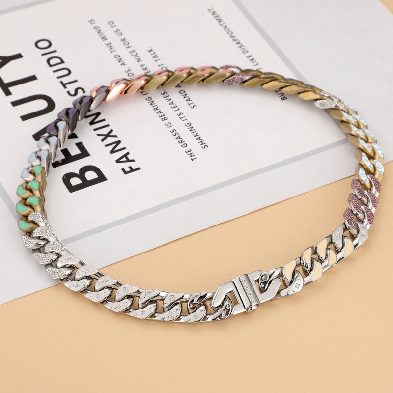 LV necklace-4