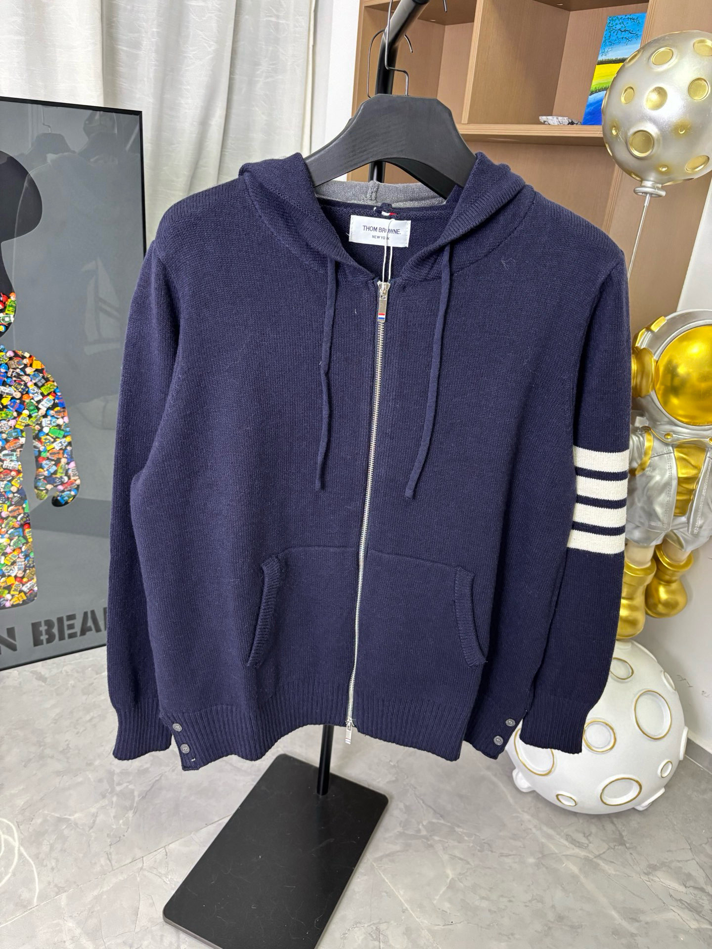 LV Clothing-304