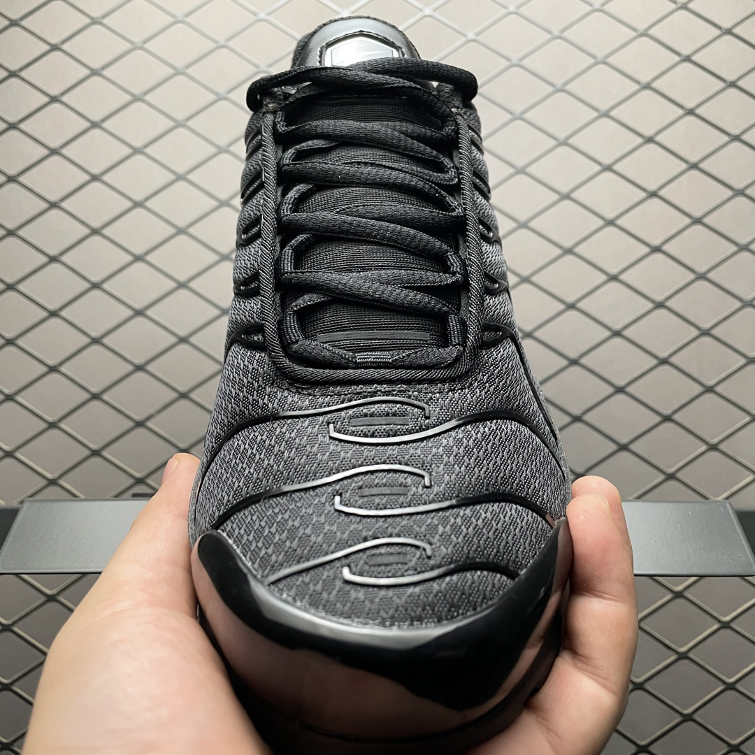 Nike Sneakers-305