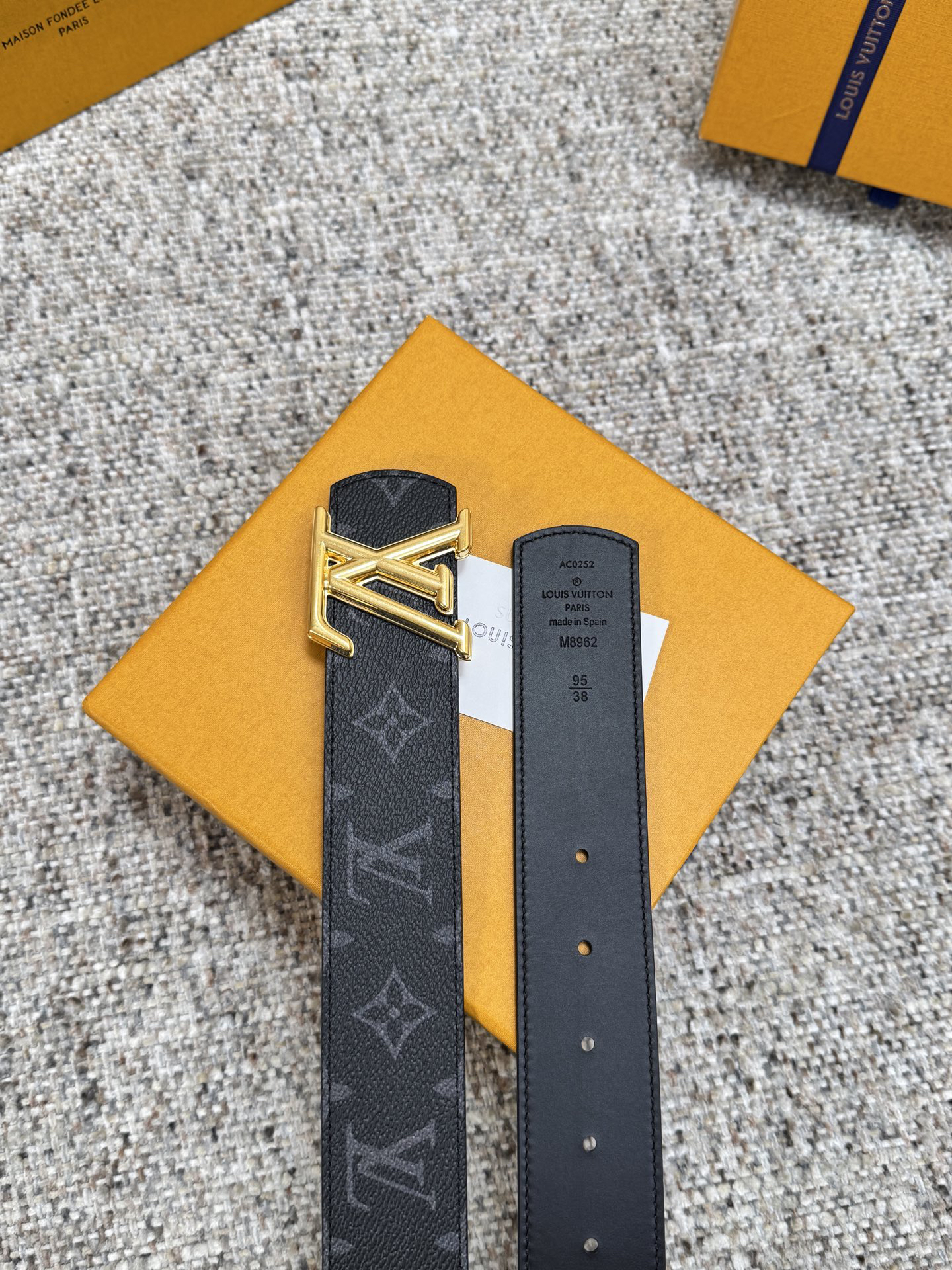 Lv belt-42