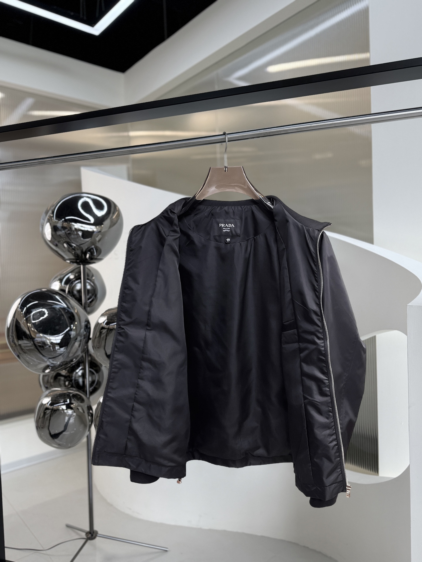 Prada Clothing-112