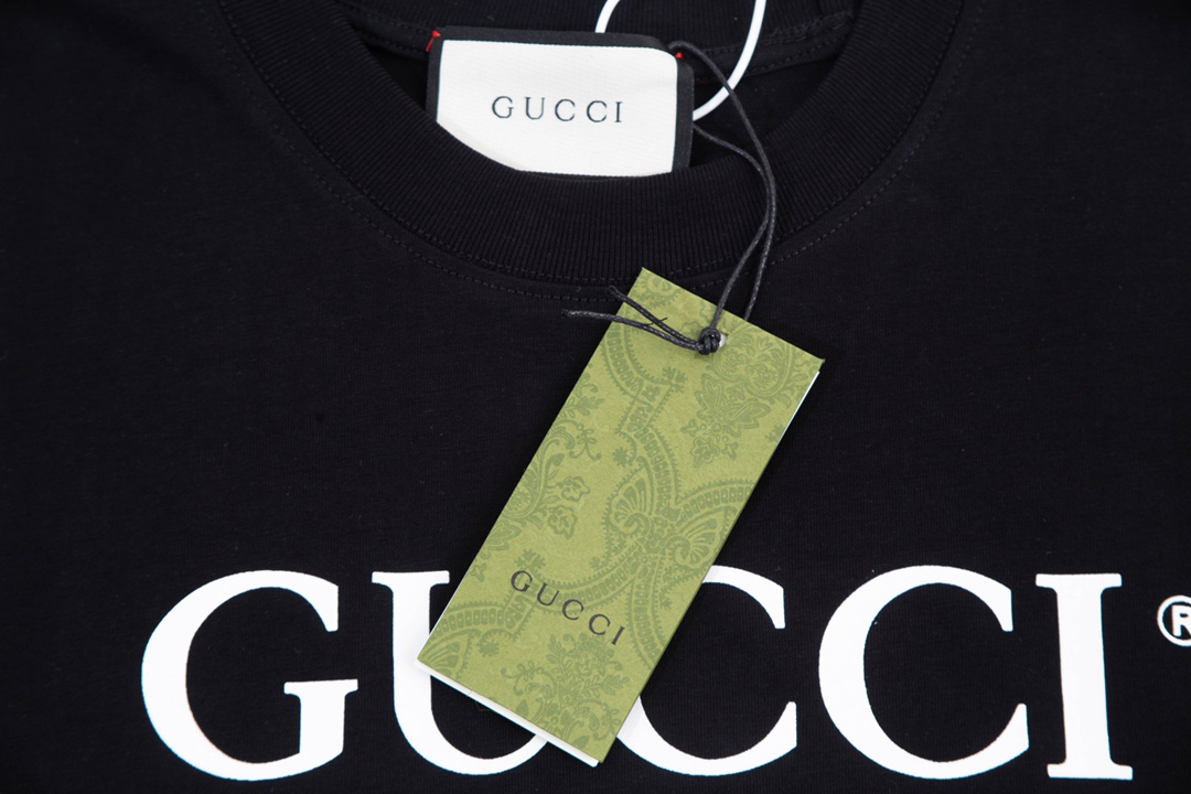 Gucci clothing-63