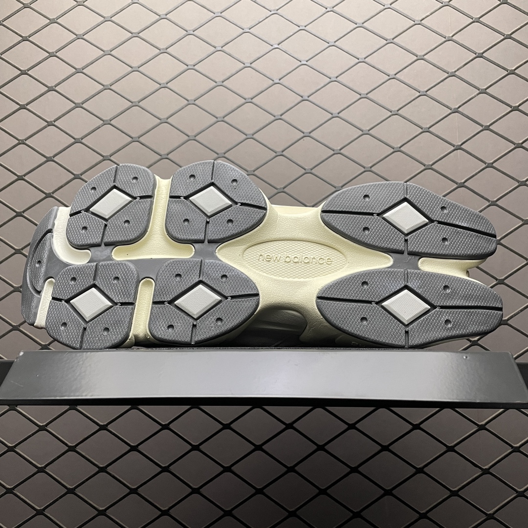 New Balance Sneakers-55